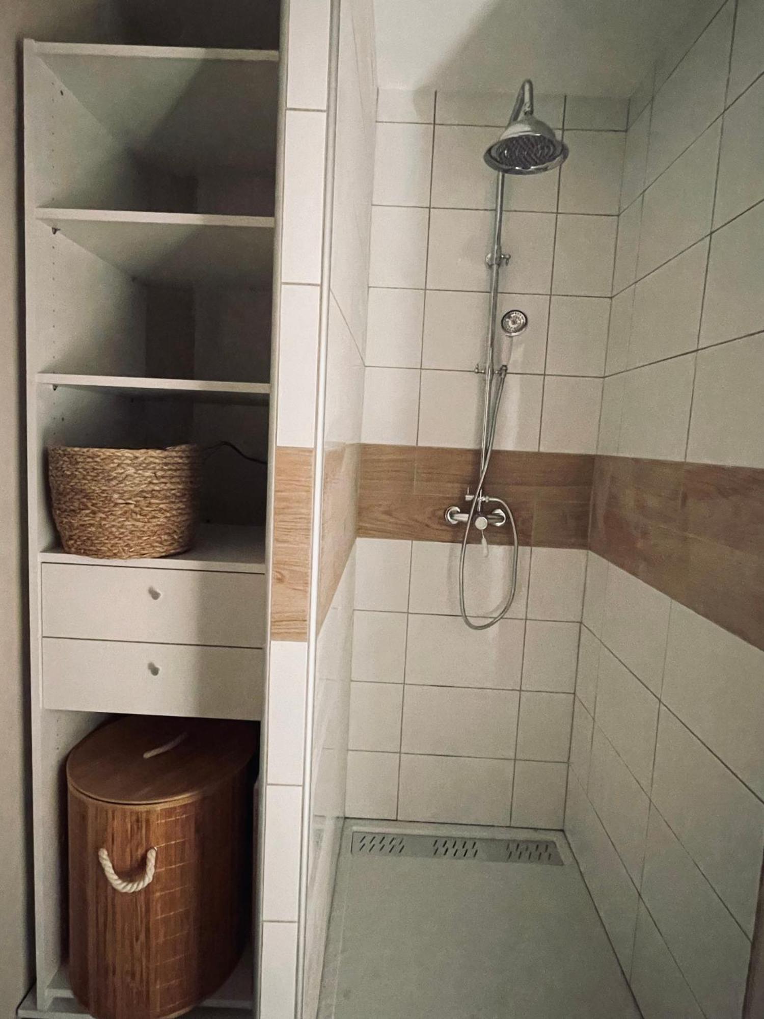 Appartement Centre De Charlieu Екстер'єр фото